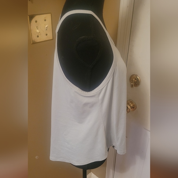 Ladies "Be Your Own Kind of Beautiful" Graphic Tank - Picture 4 of 7